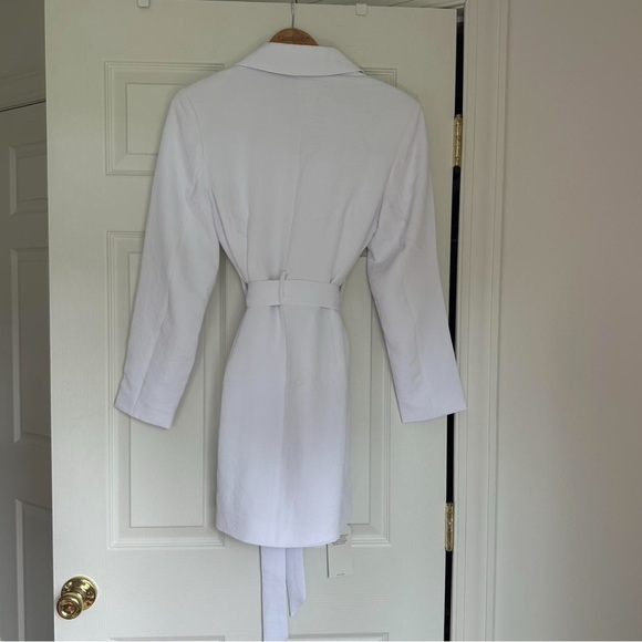 NWT Abercrombie & Fitch White Blazer Mini Dress - Picture 3 of 4